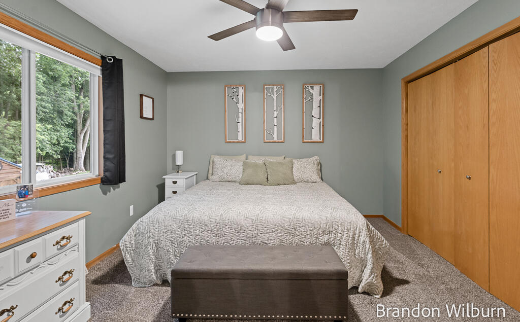 938 Kusterer Drive NW Grand Rapids MI 49534
