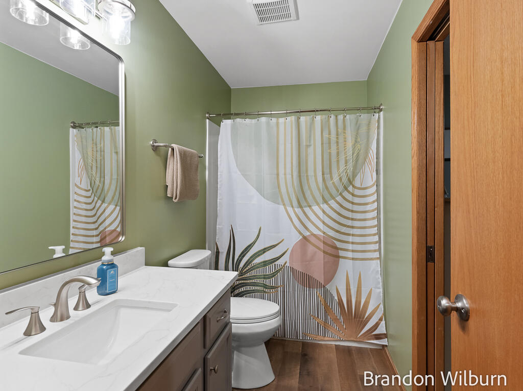 938 Kusterer Drive NW Grand Rapids MI 49534