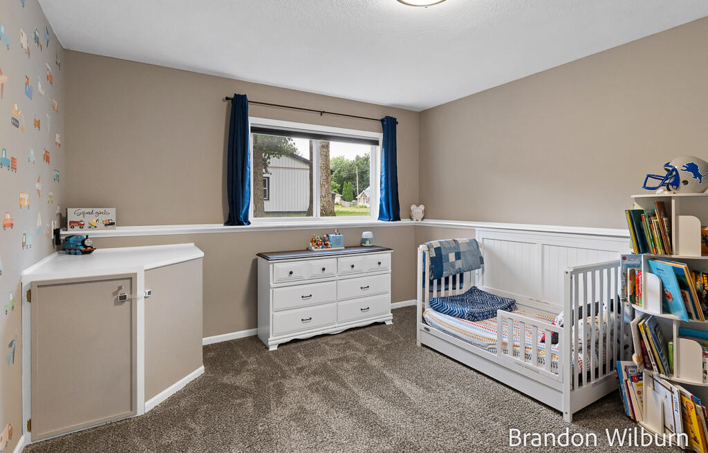 938 Kusterer Drive NW Grand Rapids MI 49534