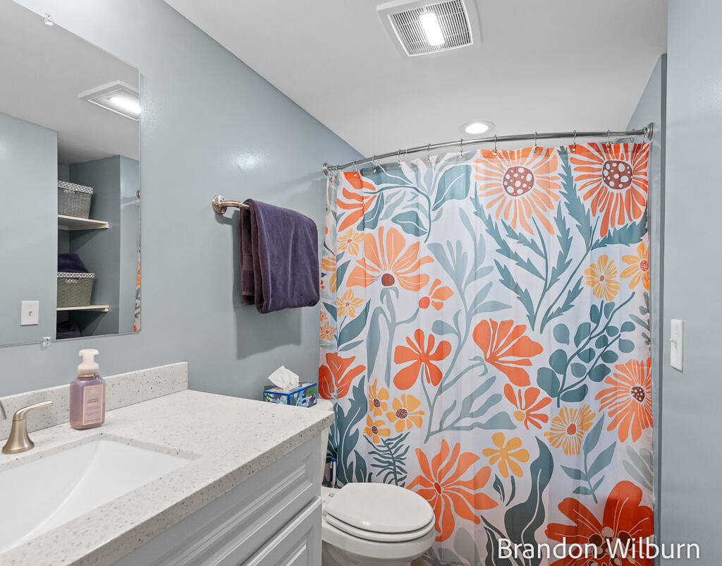 938 Kusterer Drive NW Grand Rapids MI 49534