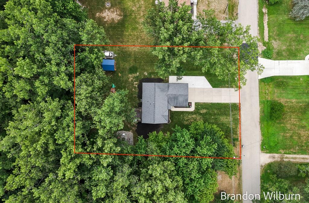 938 Kusterer Drive NW Grand Rapids MI 49534