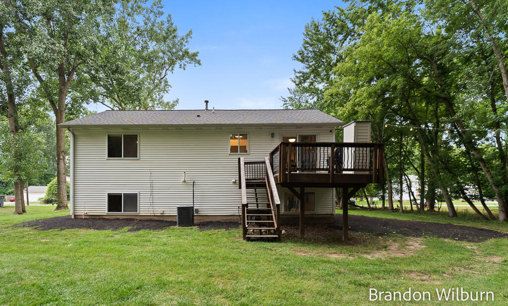 938 Kusterer Drive NW Grand Rapids MI 49534