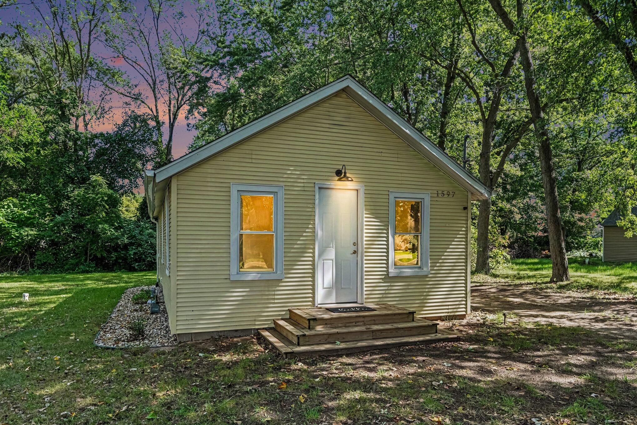 1597 Norton Road Benton Harbor MI 49022