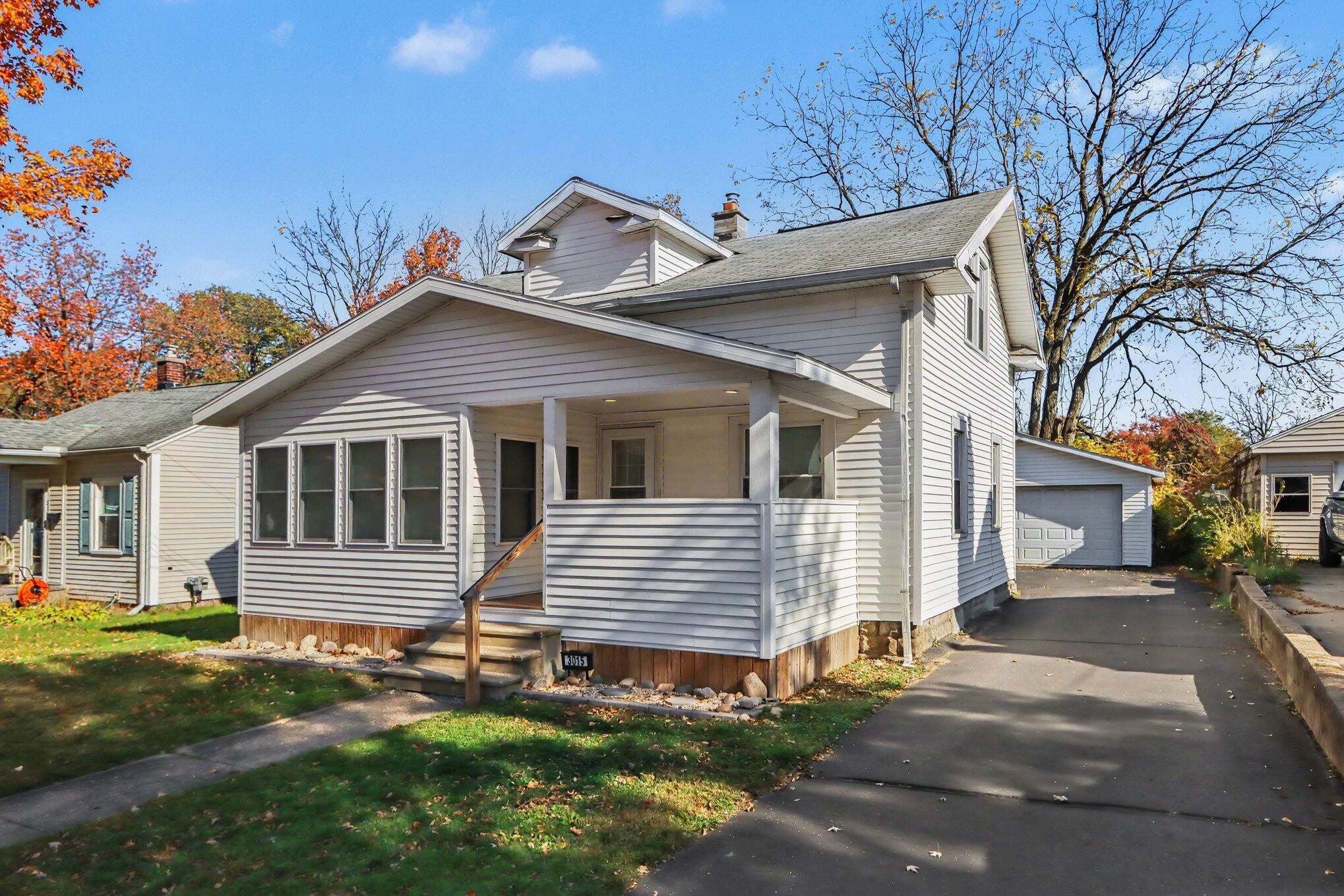 3015 Whittier Drive Kalamazoo MI 49001
