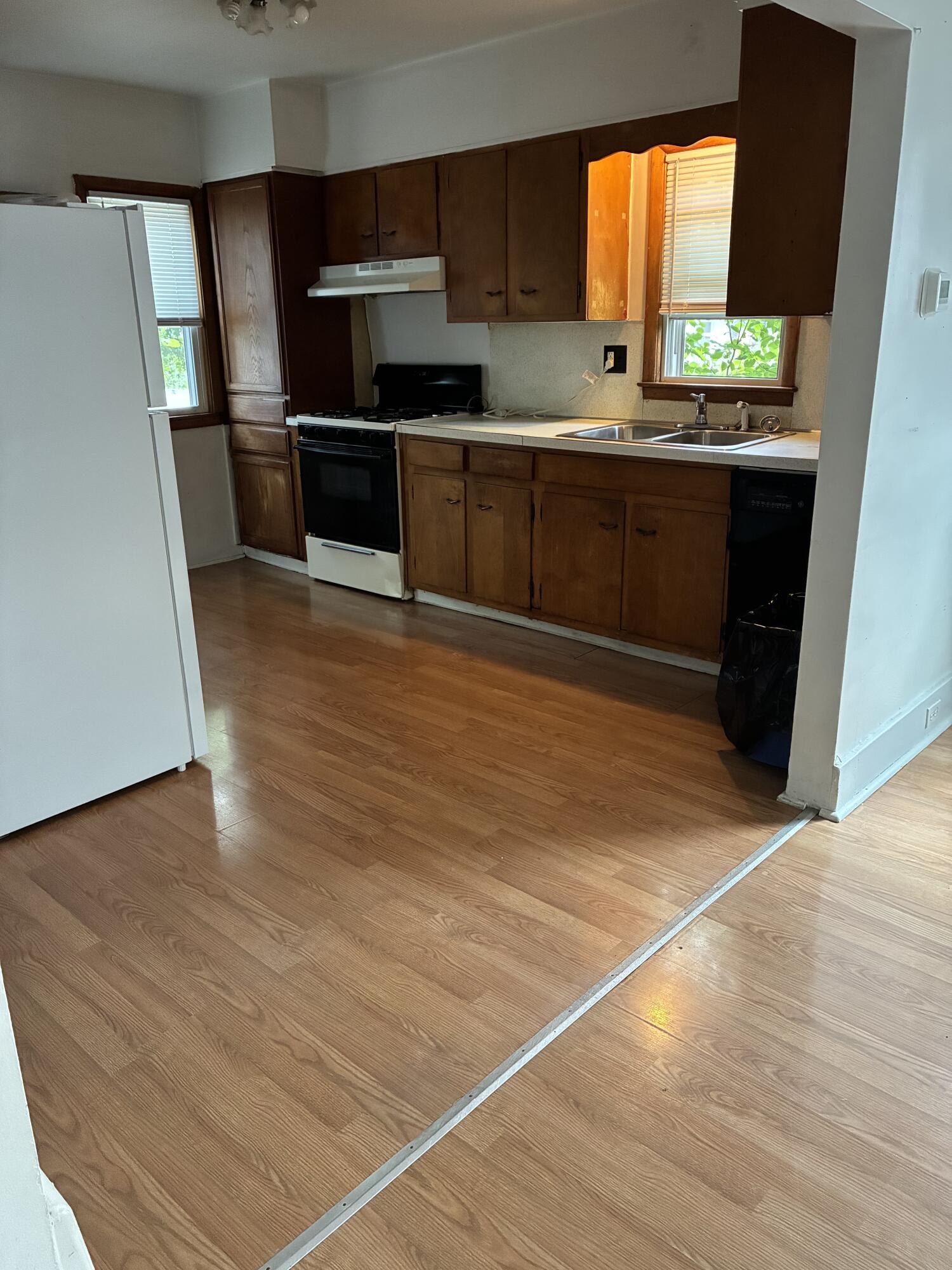 1543 NE Mason Street NE Grand Rapids MI 49503