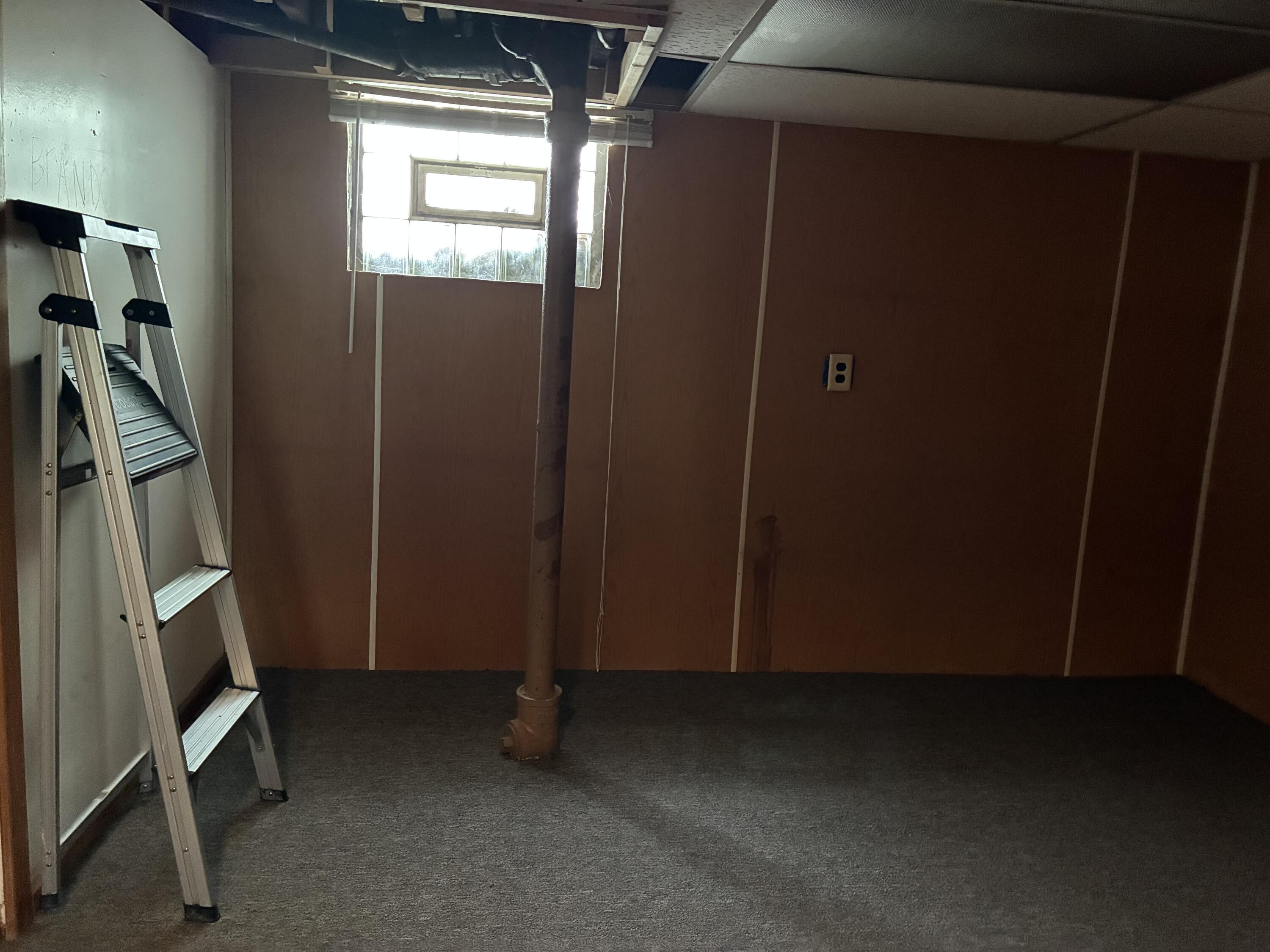 1543 NE Mason Street NE Grand Rapids MI 49503
