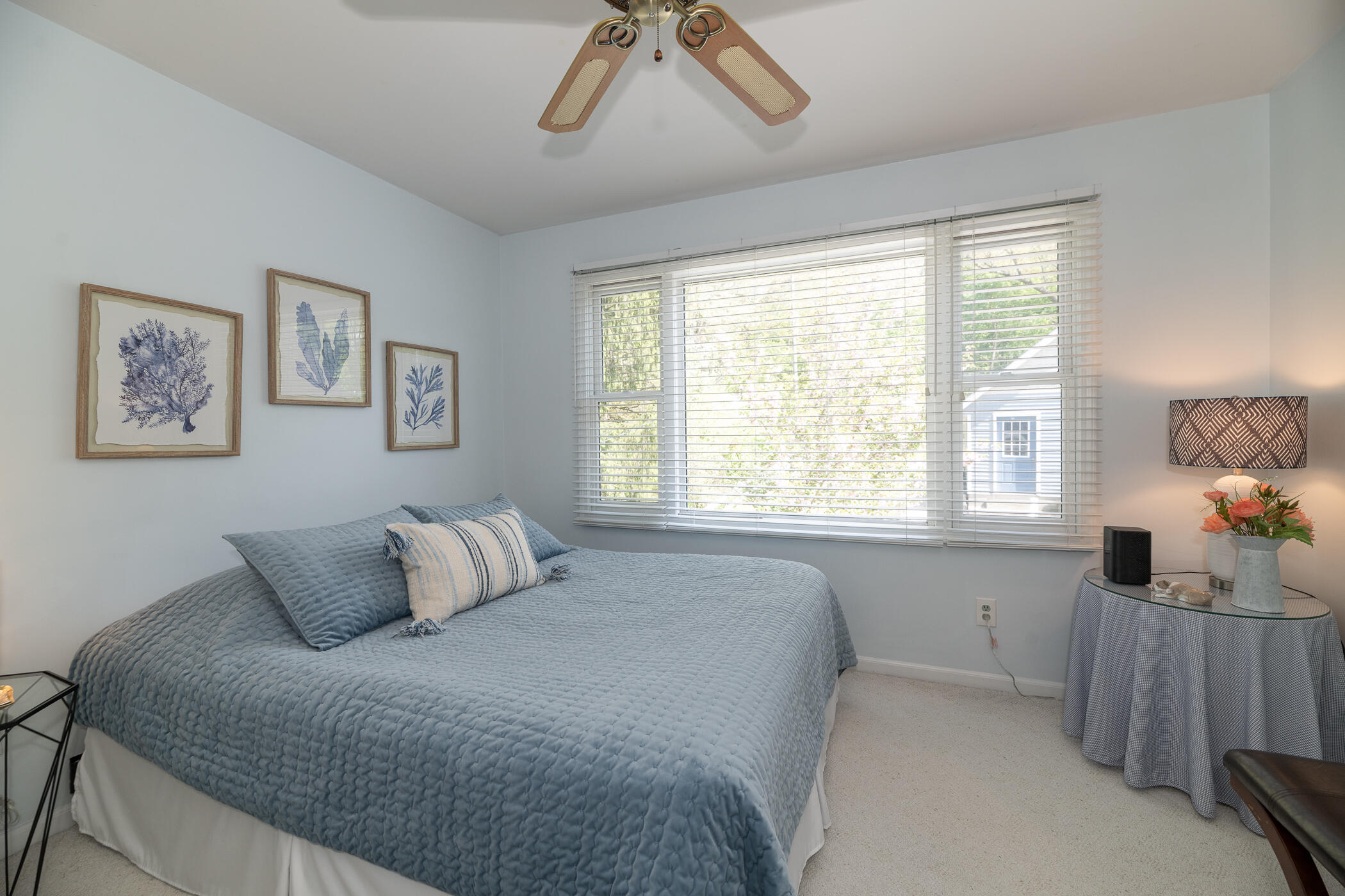 1401 E Crooked Lake Drive Kalamazoo MI 49009