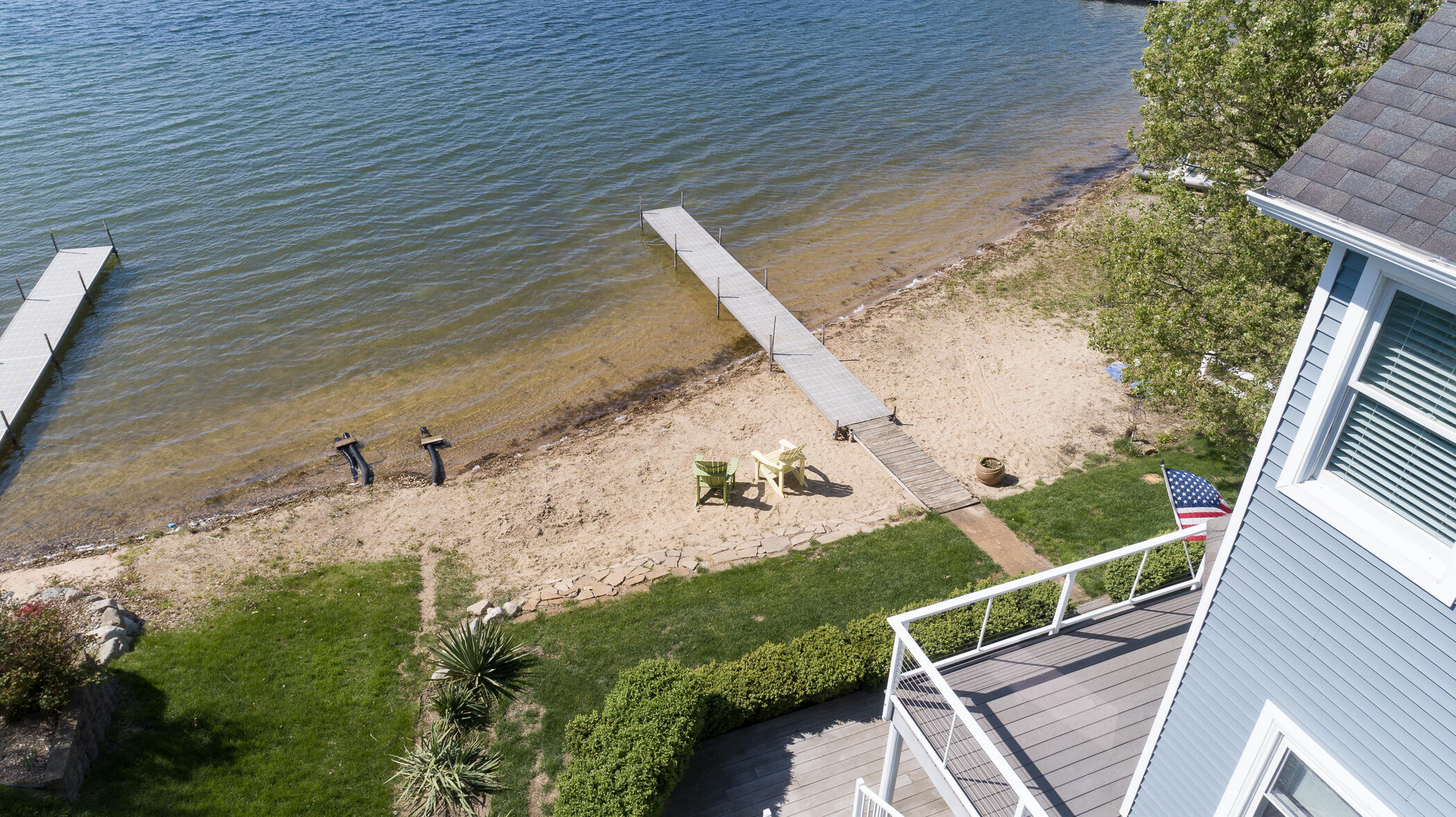 1401 E Crooked Lake Drive Kalamazoo MI 49009