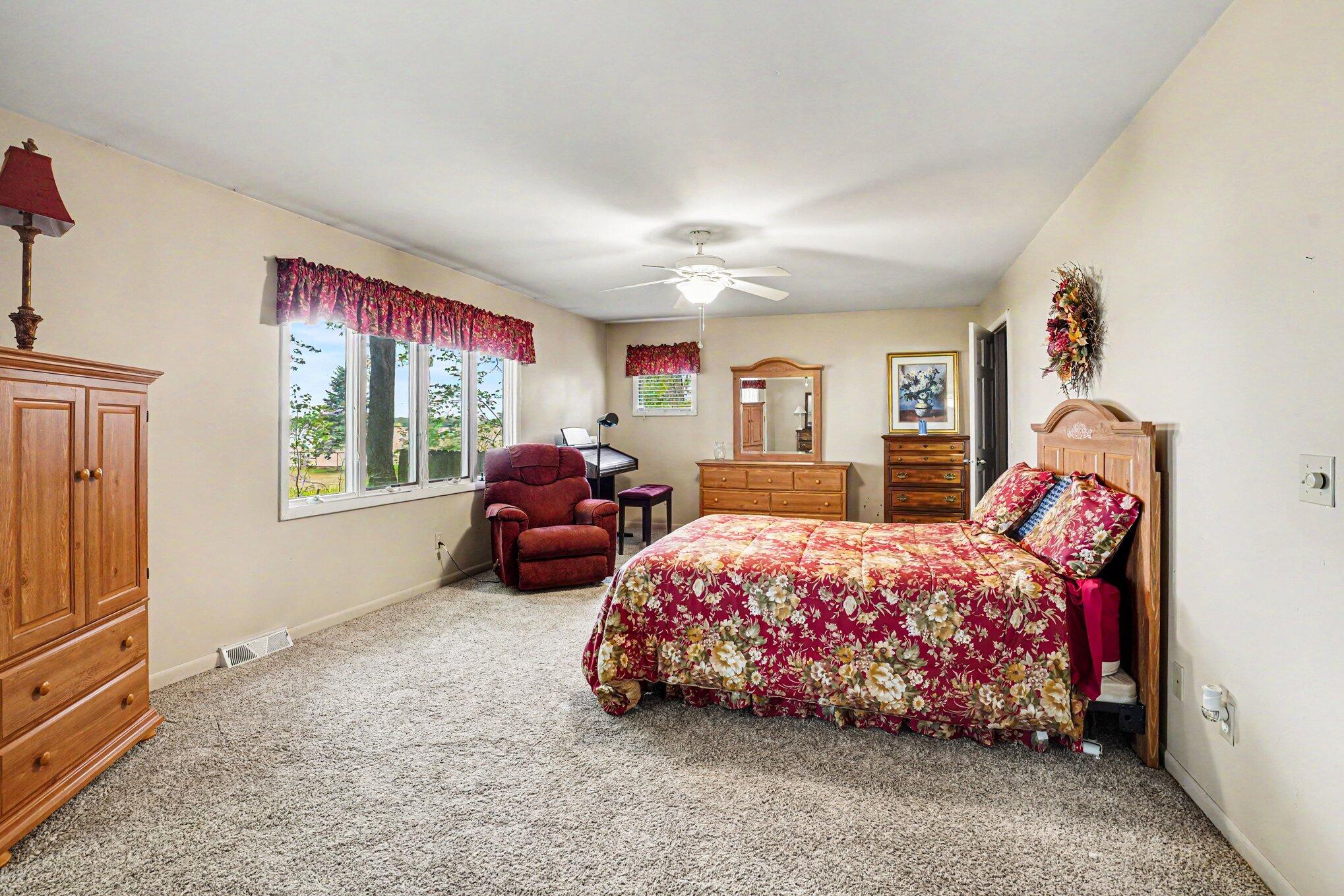 9525 Woodlawn Drive Portage MI 49002