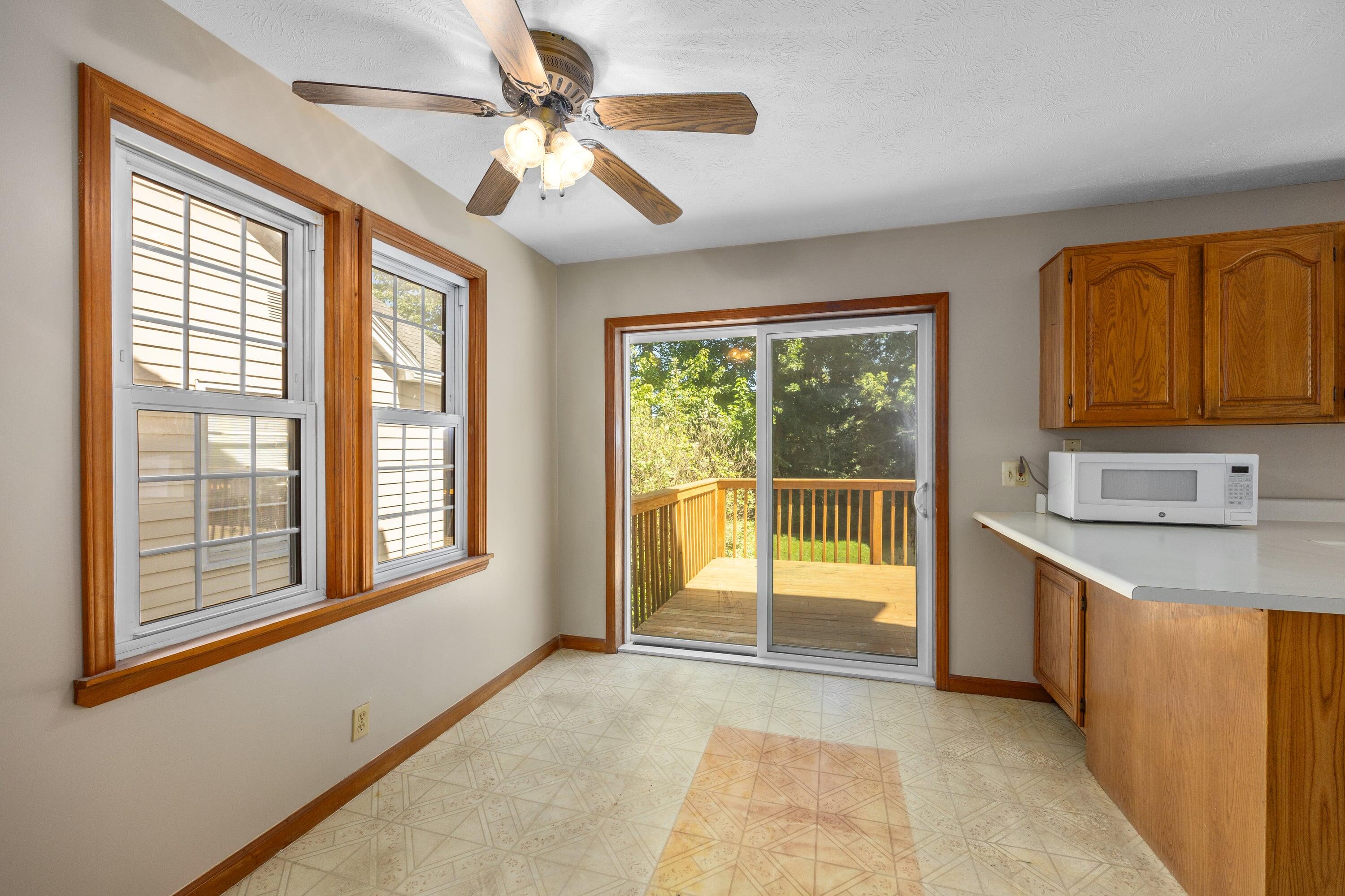 946 Frederick Avenue NW Grand Rapids MI 49504