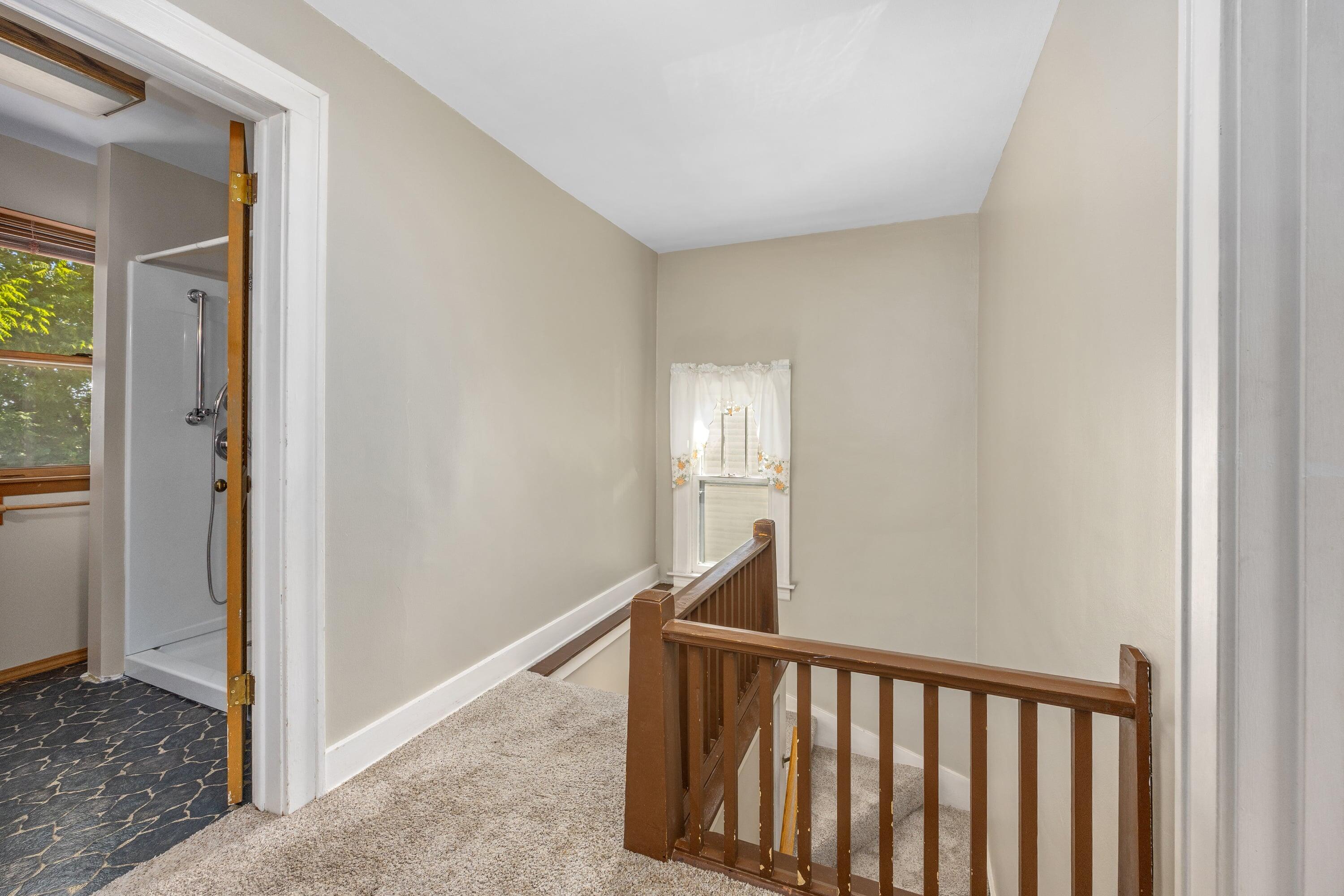 946 Frederick Avenue NW Grand Rapids MI 49504