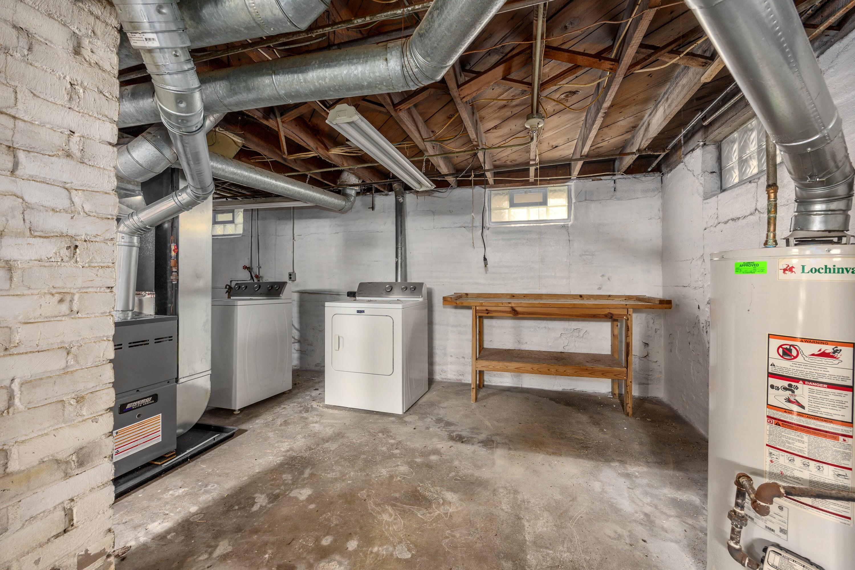 946 Frederick Avenue NW Grand Rapids MI 49504