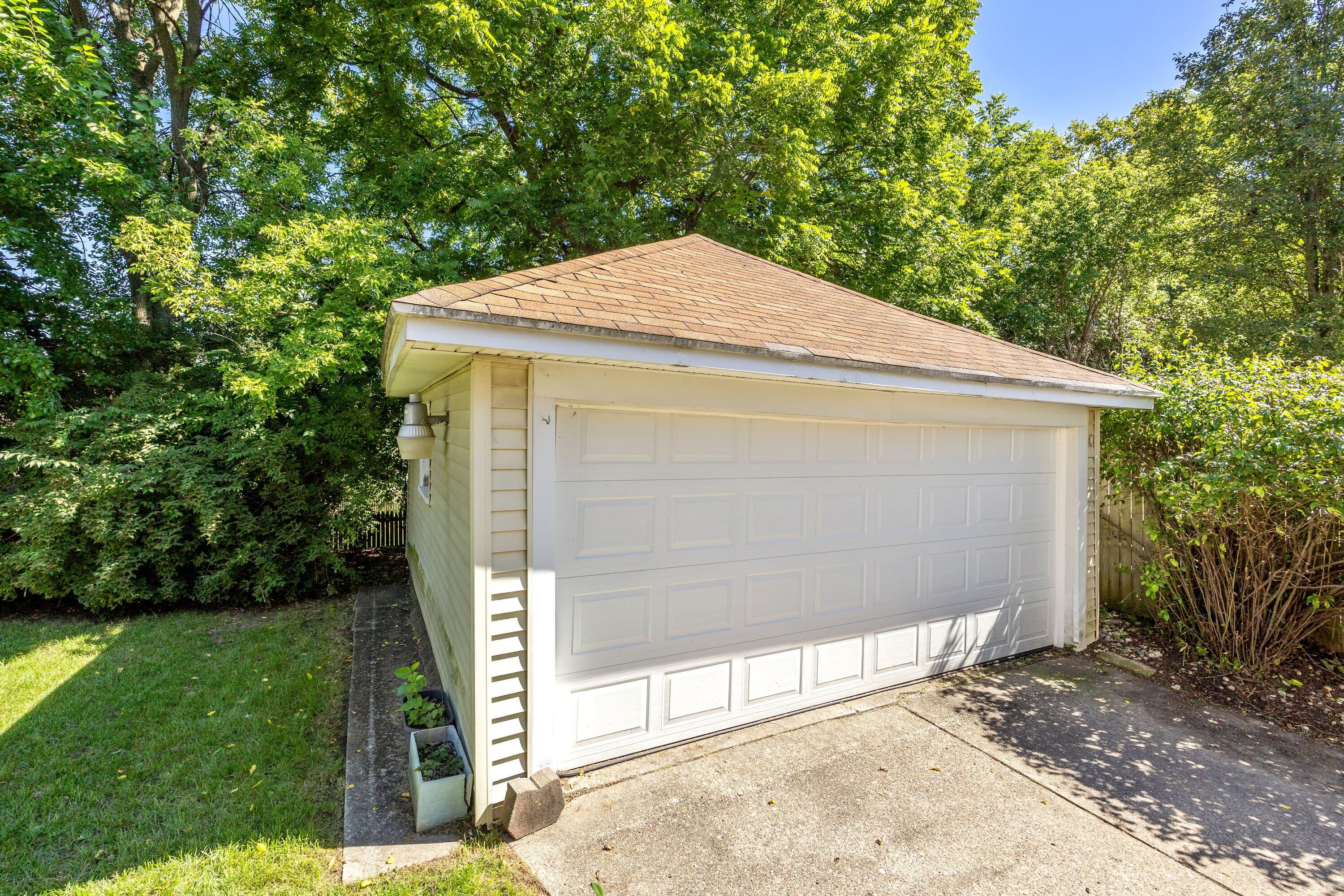 946 Frederick Avenue NW Grand Rapids MI 49504