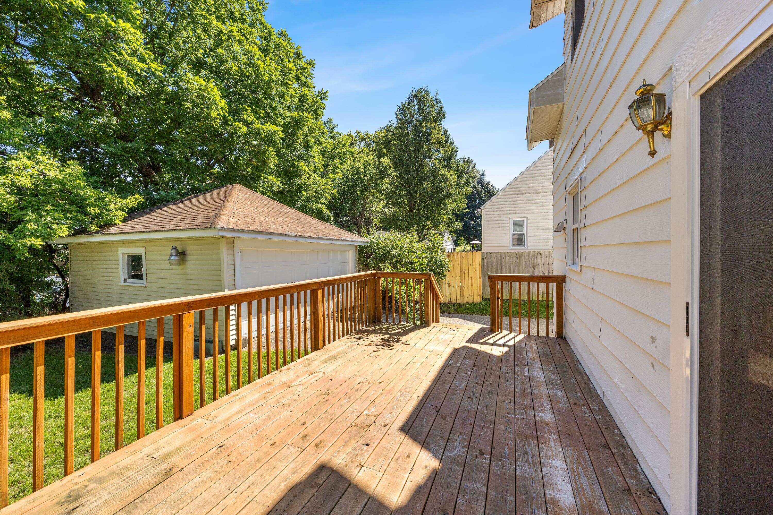 946 Frederick Avenue NW Grand Rapids MI 49504