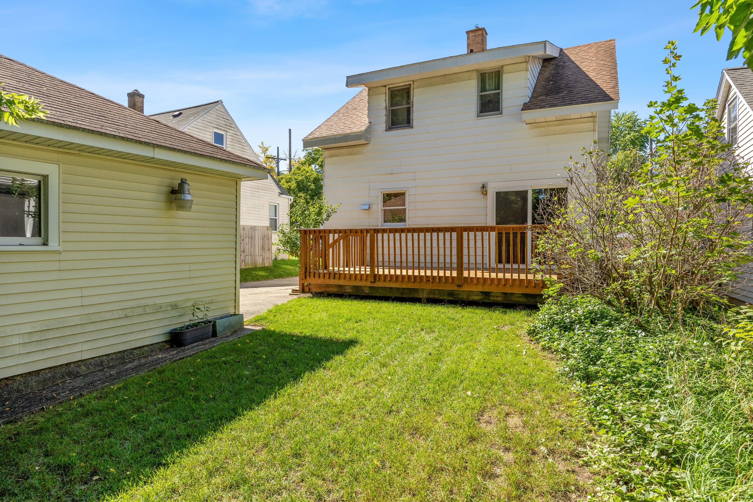 946 Frederick Avenue NW Grand Rapids MI 49504