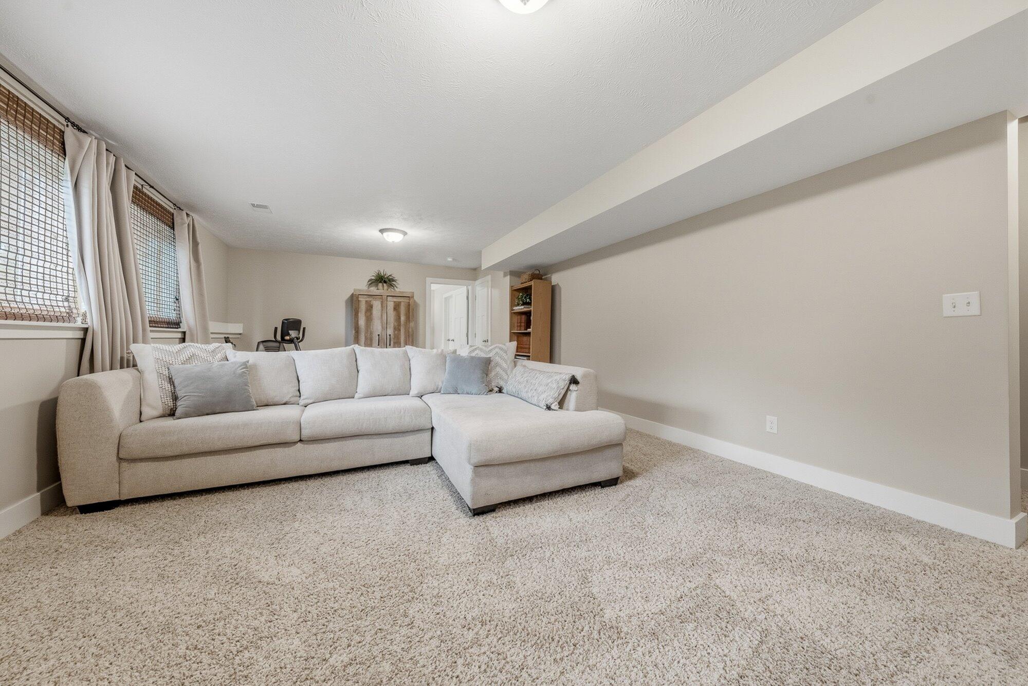 8991 Plantation Drive SW Byron Center MI 49315