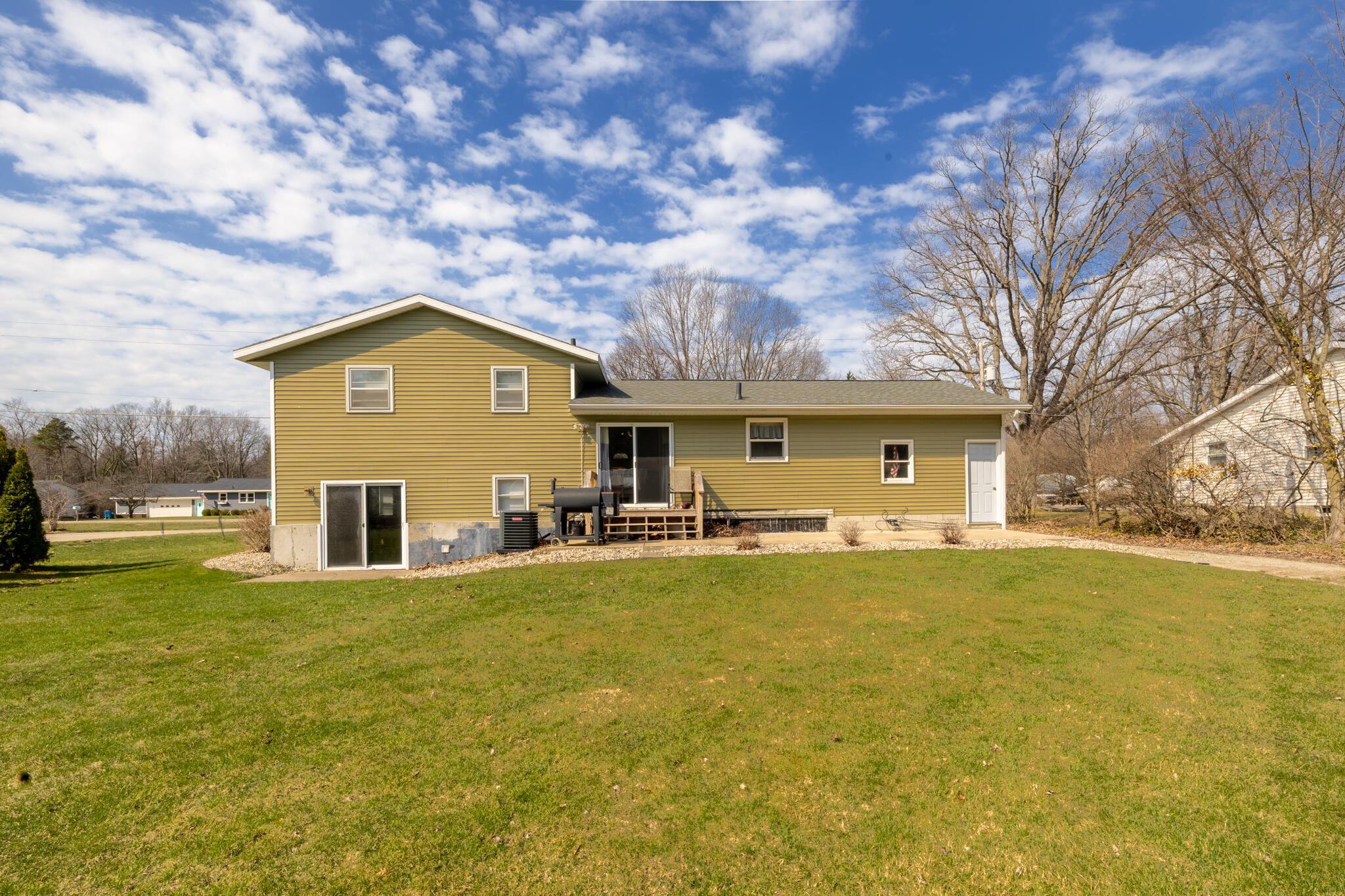 12594 144th Avenue Grand Haven MI 49417
