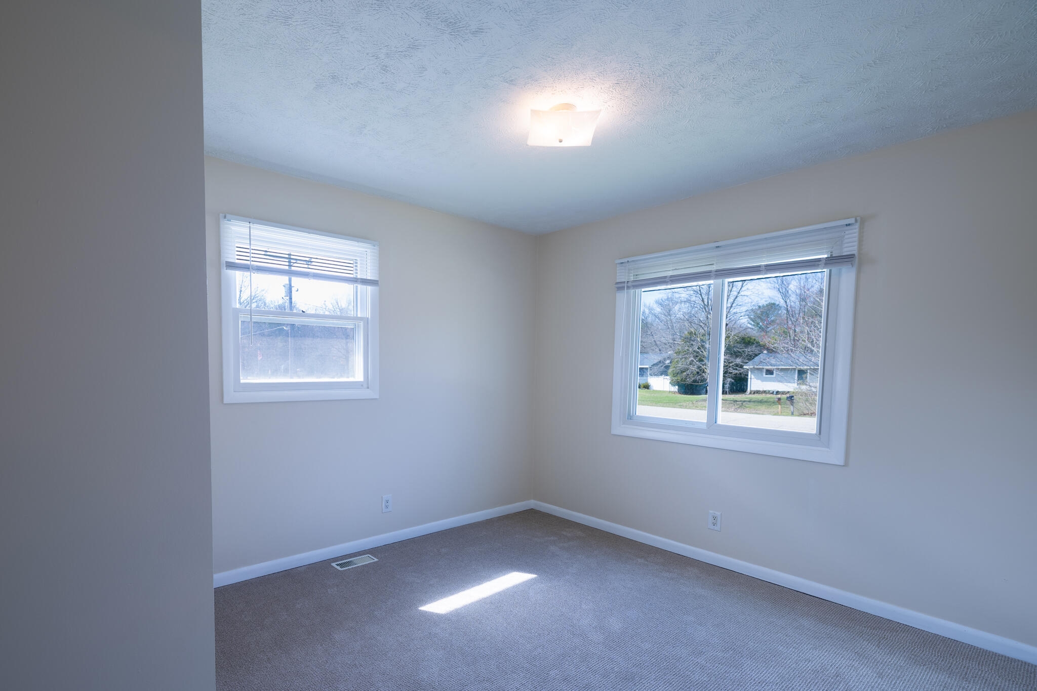 12594 144th Avenue Grand Haven MI 49417