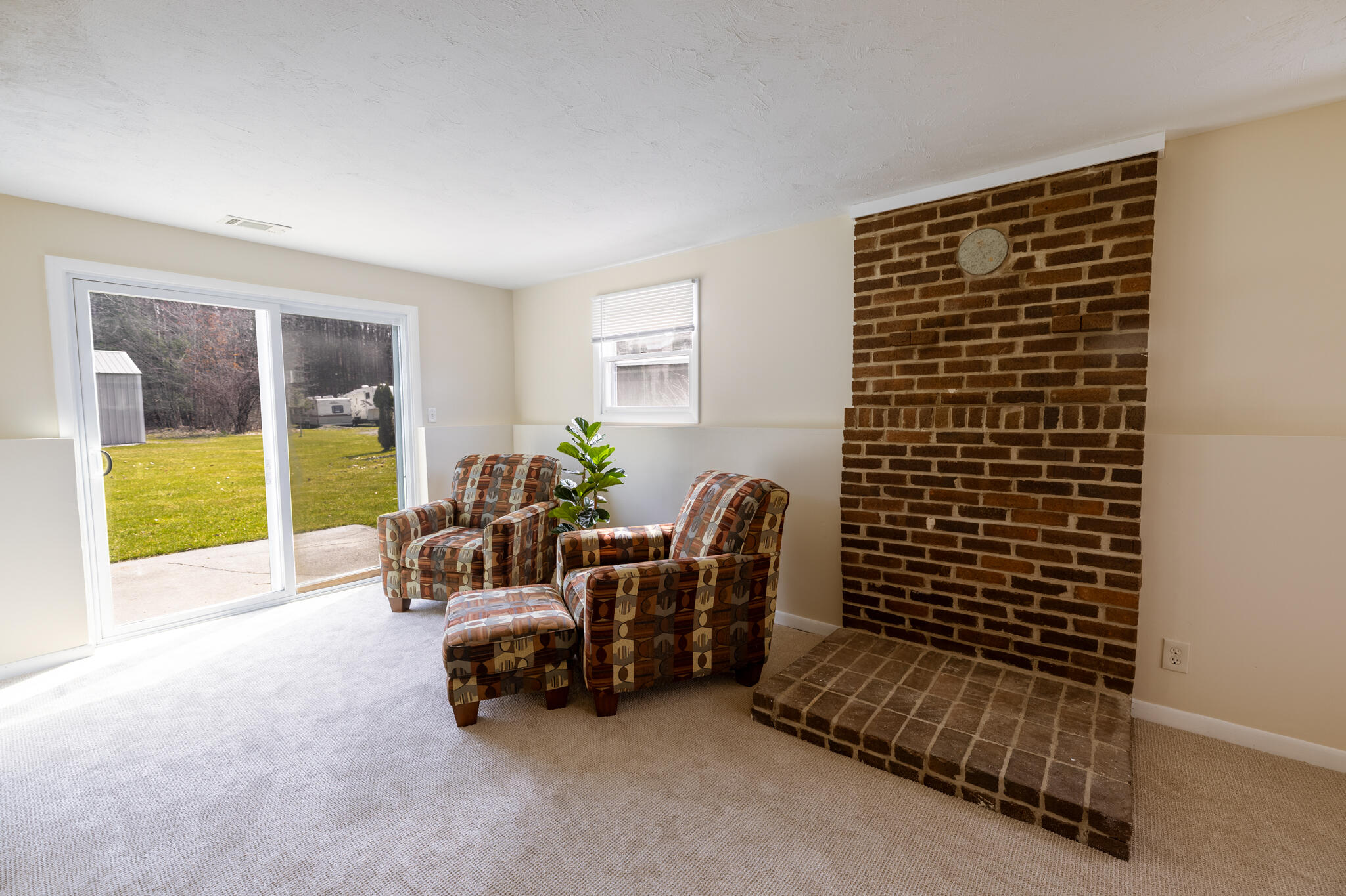 12594 144th Avenue Grand Haven MI 49417