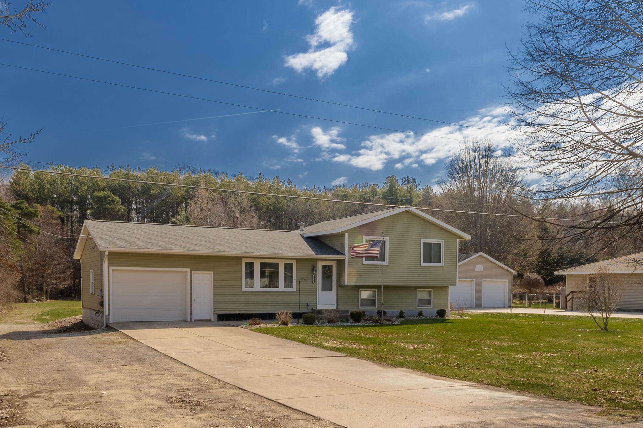 12594 144th Avenue Grand Haven MI 49417