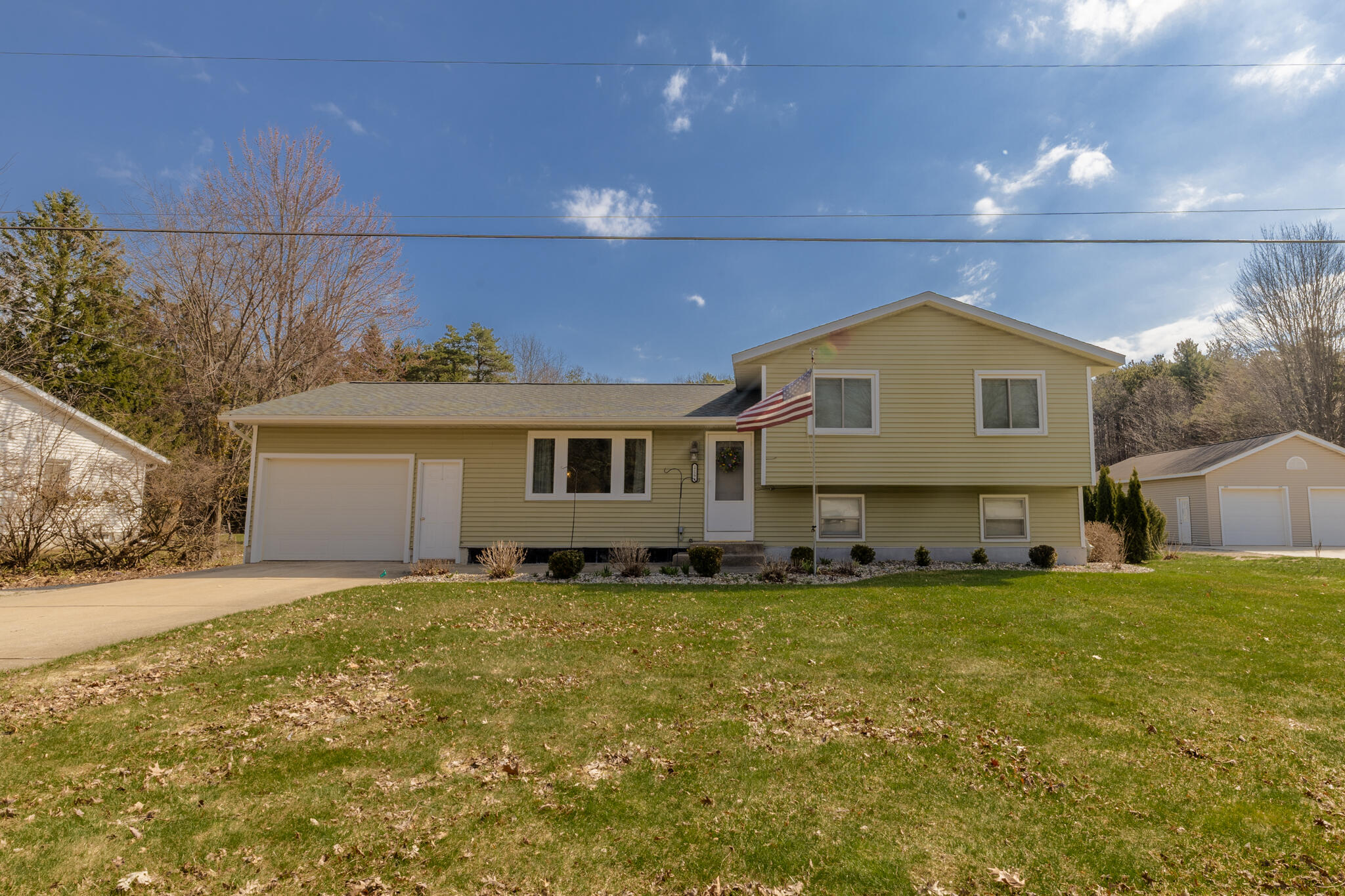 12594 144th Avenue Grand Haven MI 49417