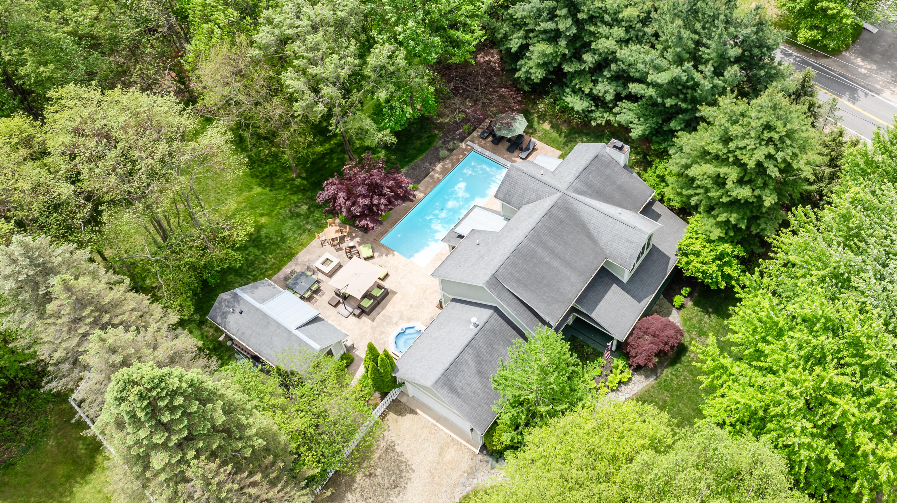 6482 Sweetbriar Court Sawyer MI 49125
