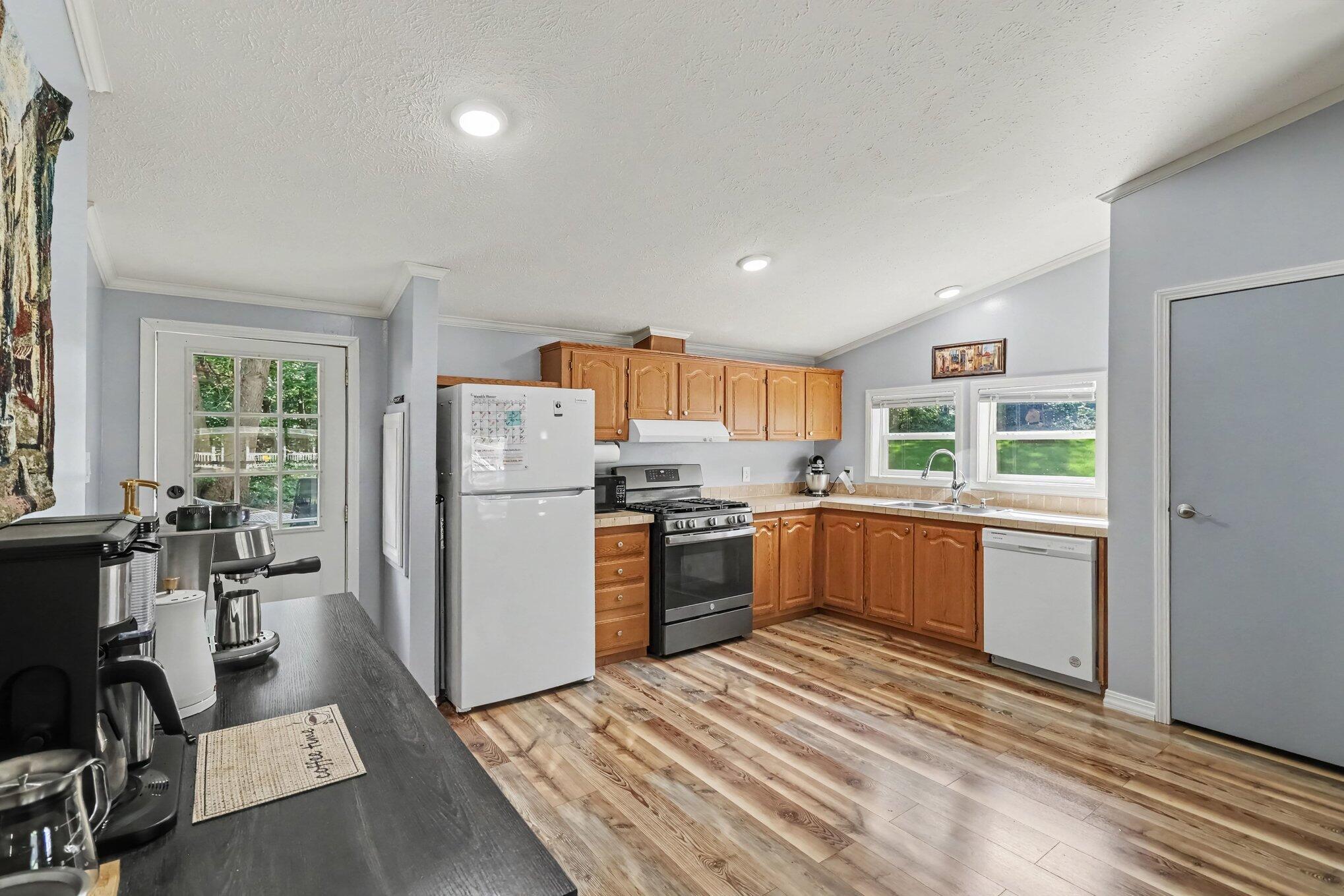 1695 Quaker Avenue Portage MI 49024
