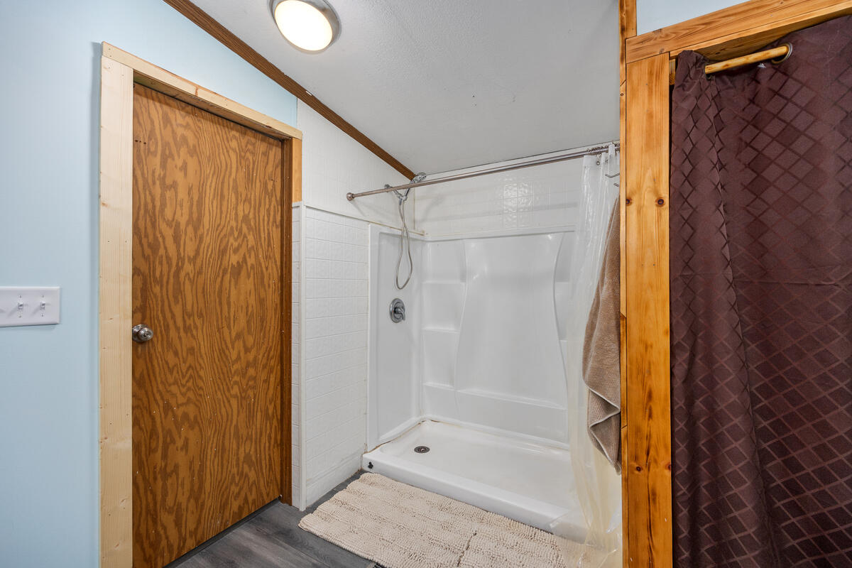 1825 34th Street Allegan MI 49010
