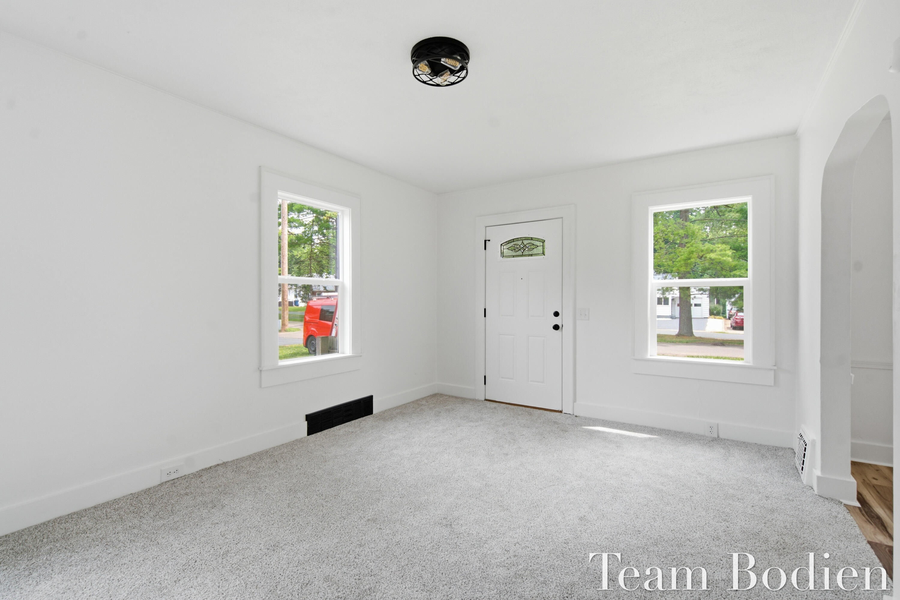 627 Pinehurst Boulevard Kalamazoo MI 49006