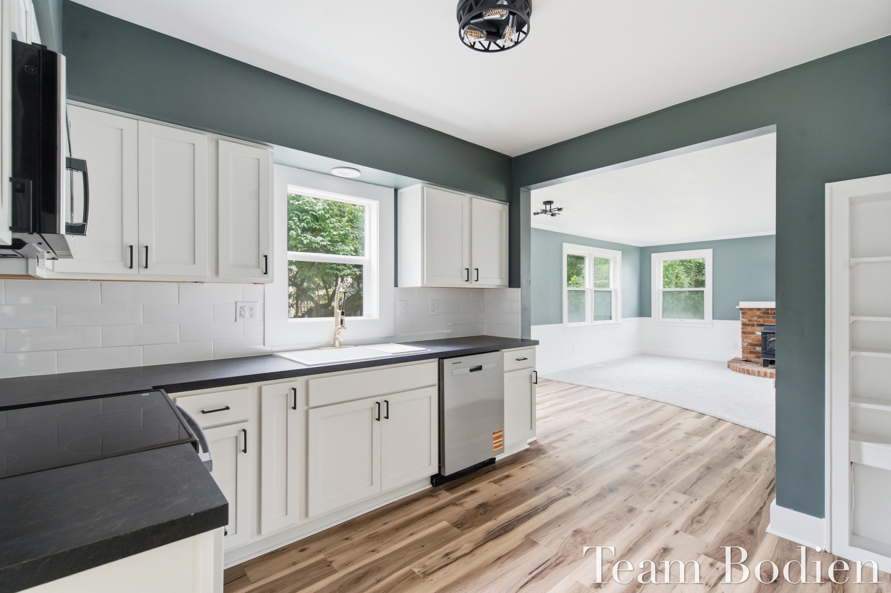 627 Pinehurst Boulevard Kalamazoo MI 49006