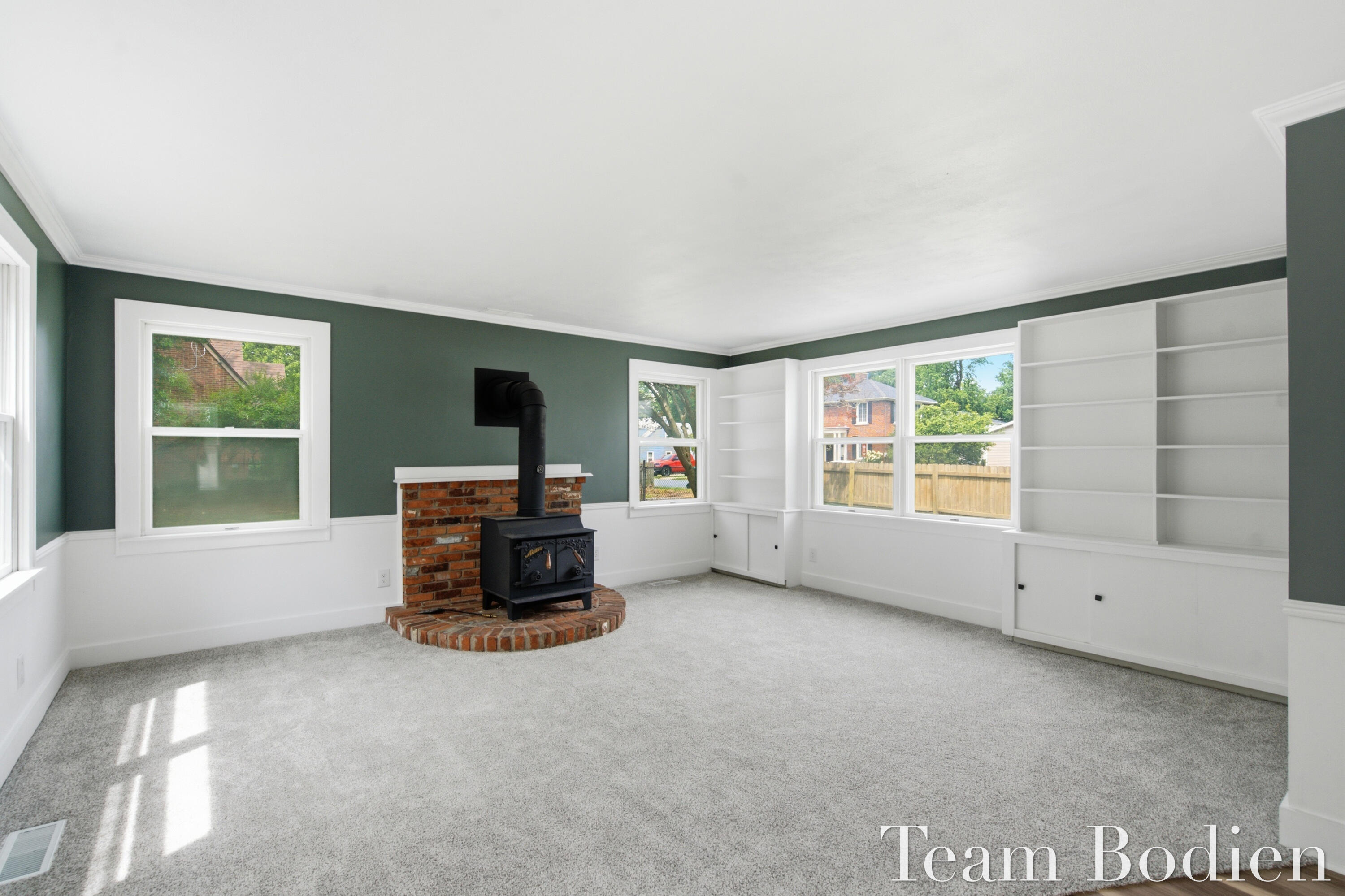 627 Pinehurst Boulevard Kalamazoo MI 49006