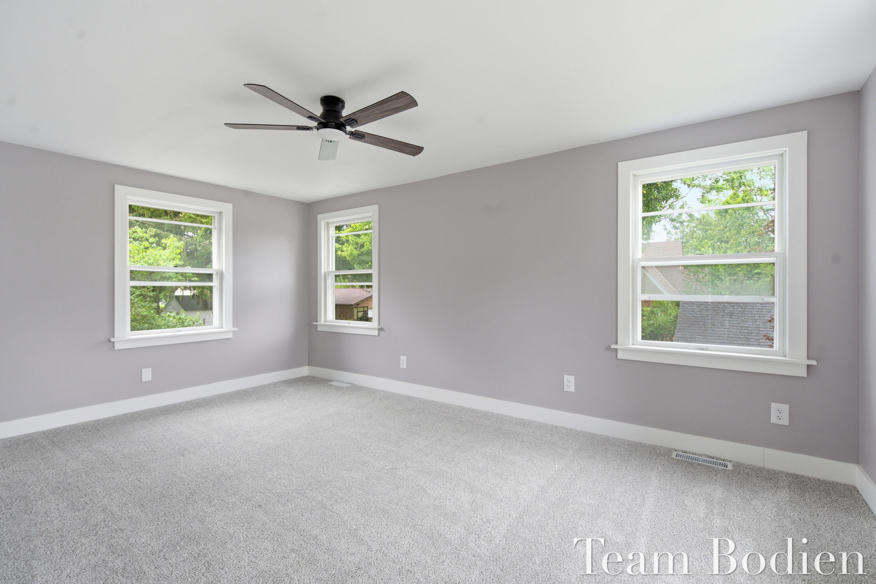 627 Pinehurst Boulevard Kalamazoo MI 49006