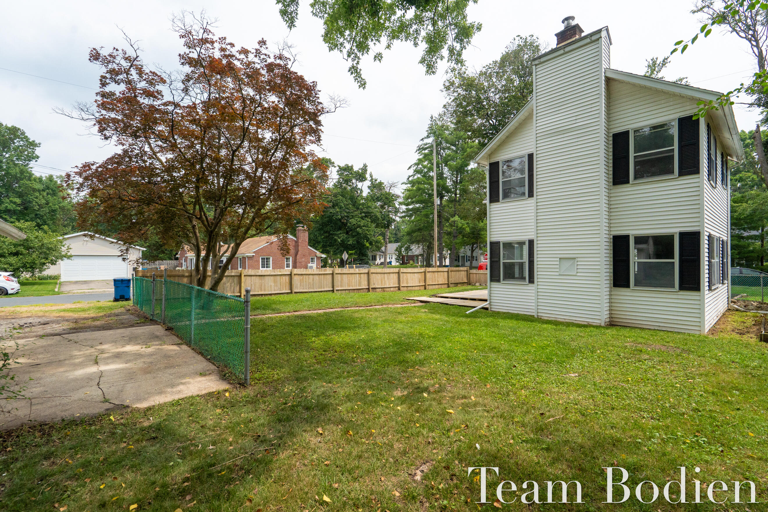 627 Pinehurst Boulevard Kalamazoo MI 49006