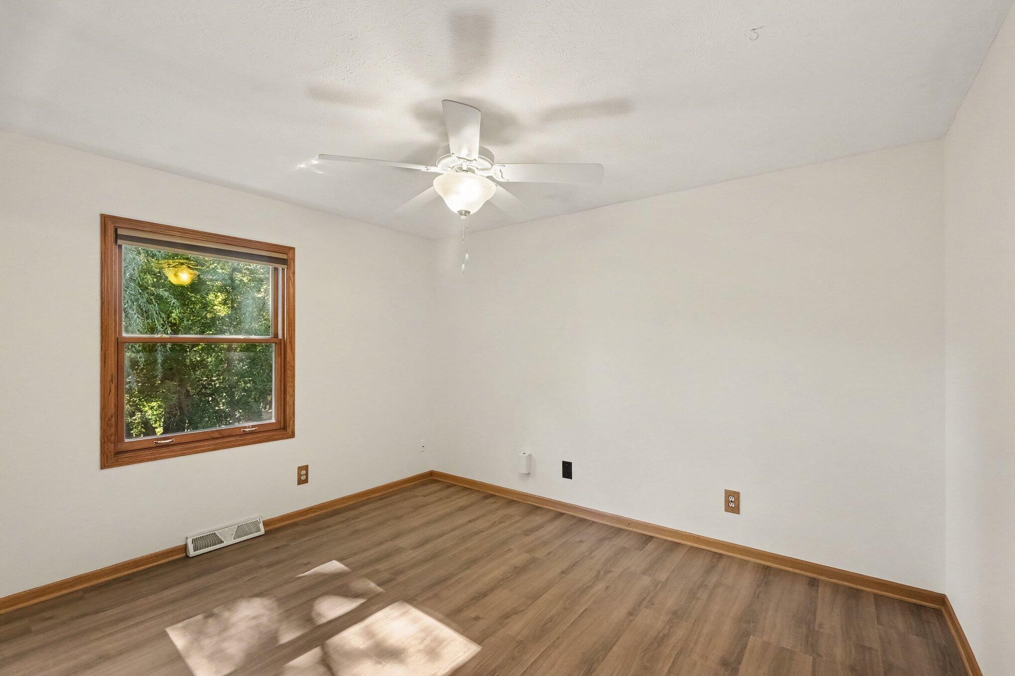 918 N Park Court NE Grand Rapids MI 49525