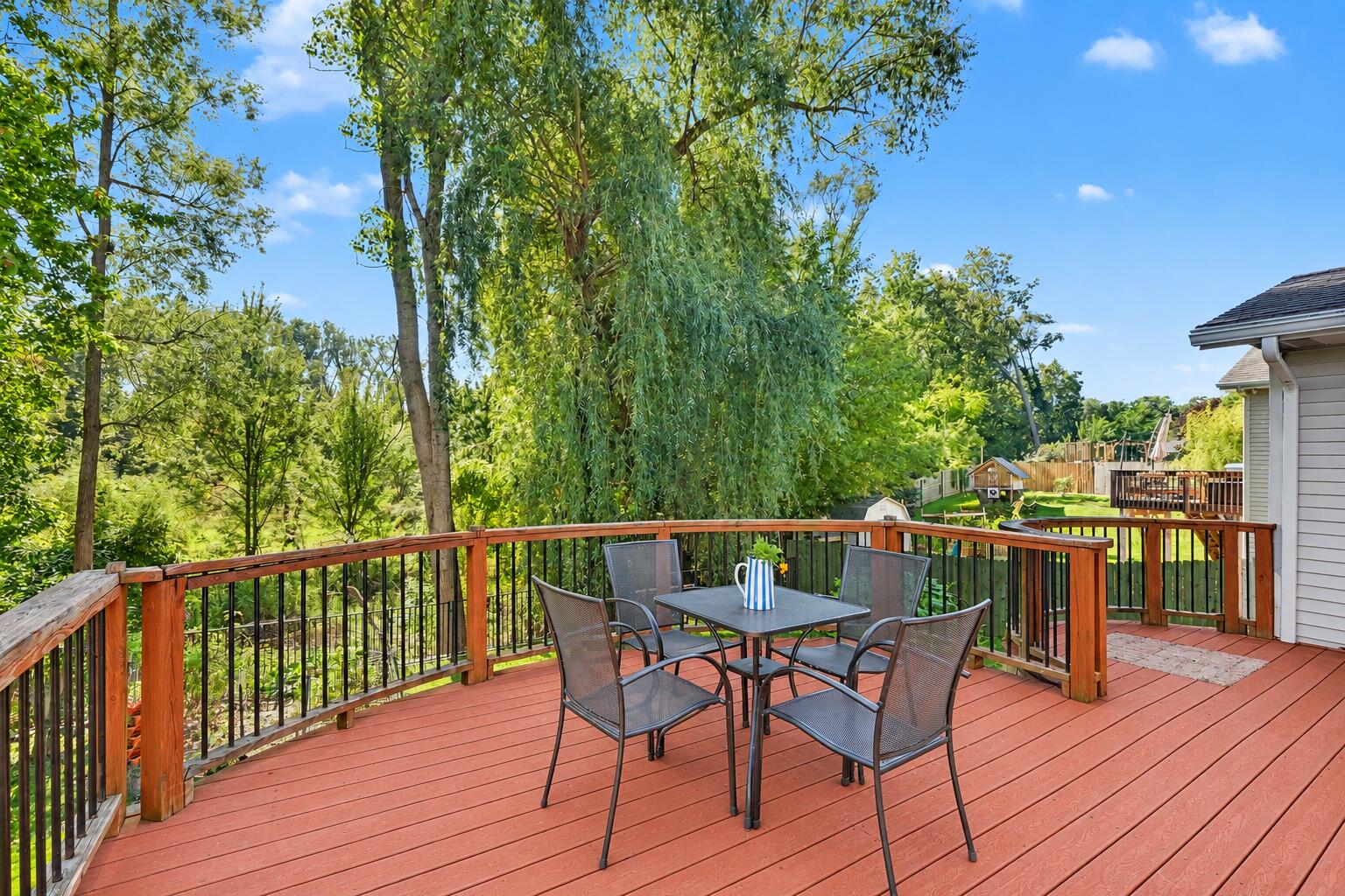 918 N Park Court NE Grand Rapids MI 49525