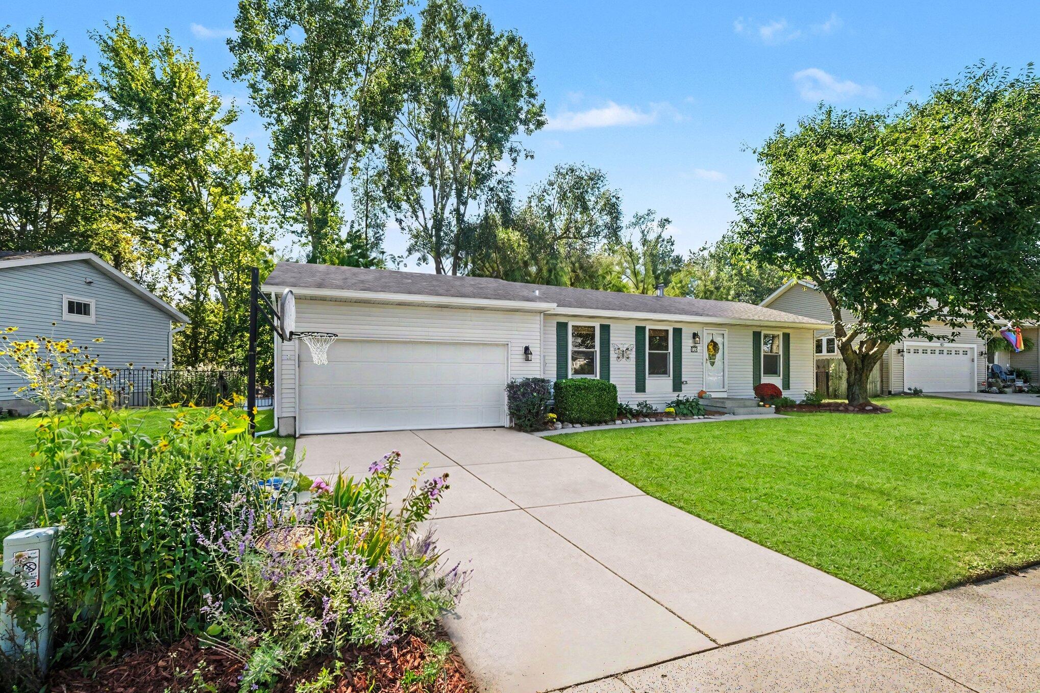 918 N Park Court NE Grand Rapids MI 49525