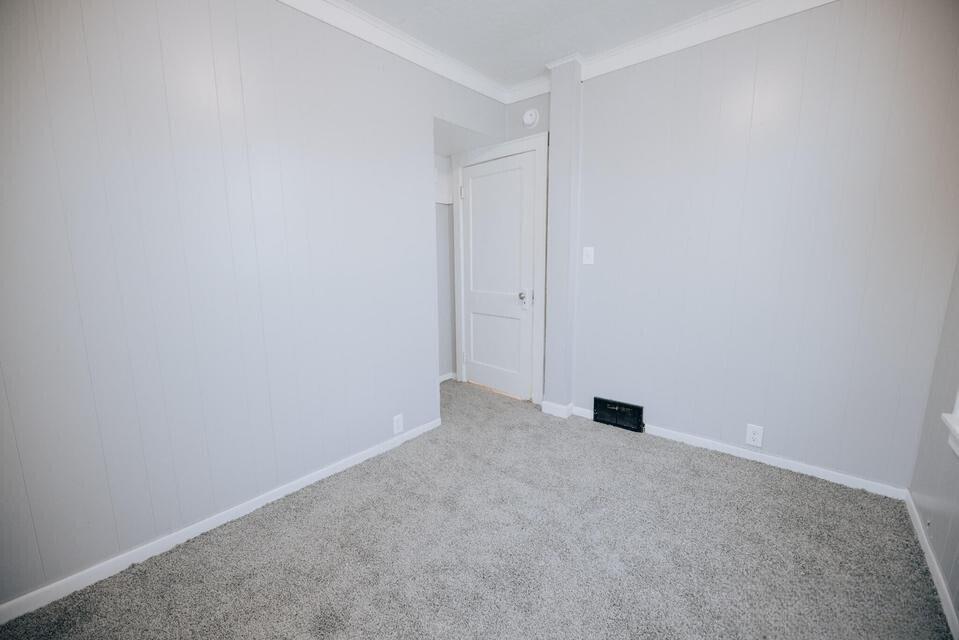 672 E Isabella Avenue Muskegon MI 49442