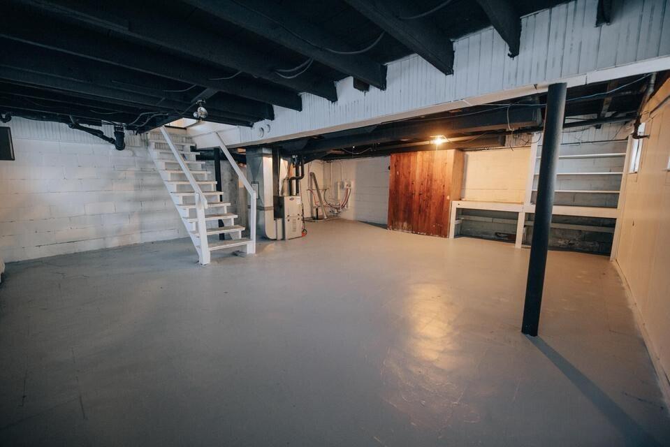 672 E Isabella Avenue Muskegon MI 49442