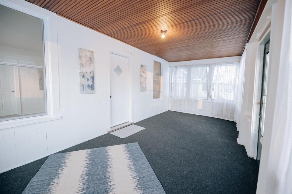 672 E Isabella Avenue Muskegon MI 49442