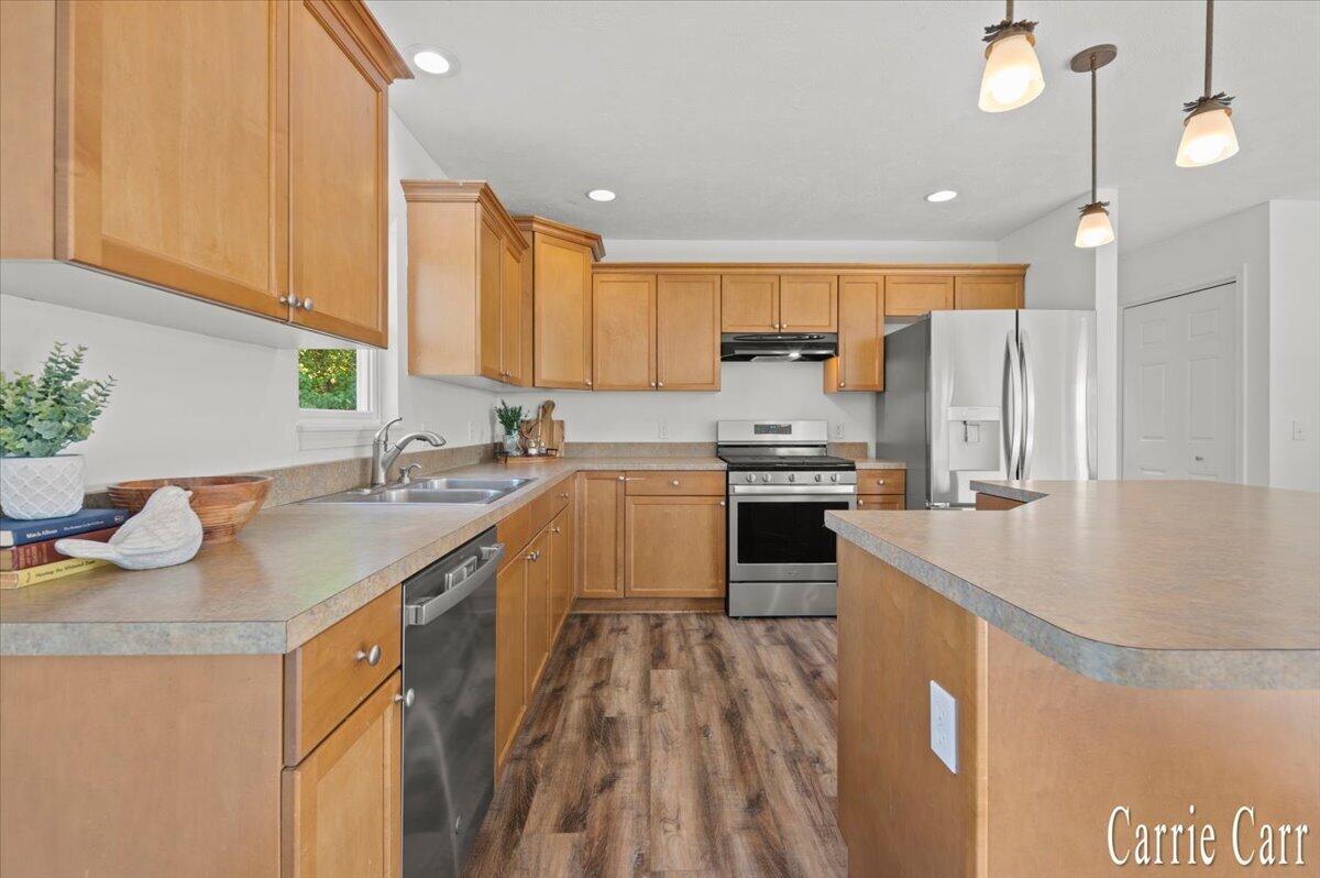 9764 Hessler Crossing Rockford MI 49341