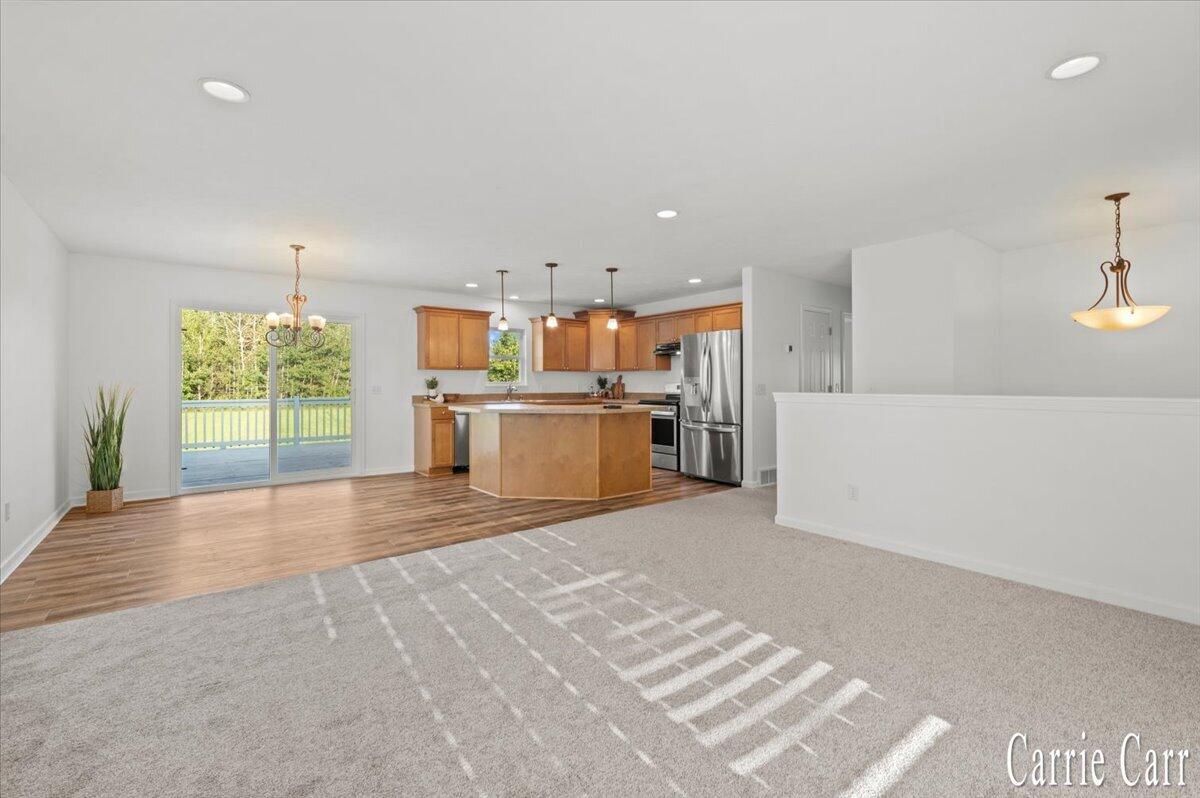 9764 Hessler Crossing Rockford MI 49341
