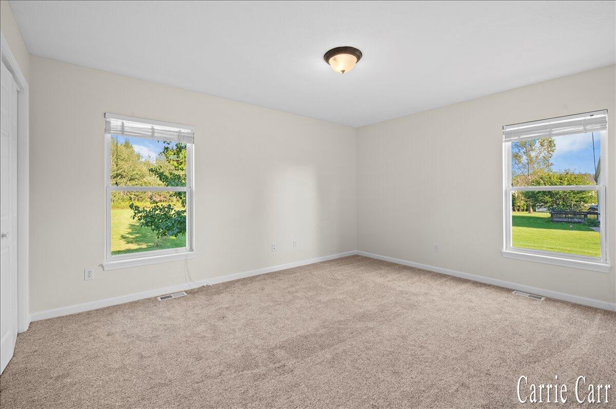 9764 Hessler Crossing Rockford MI 49341