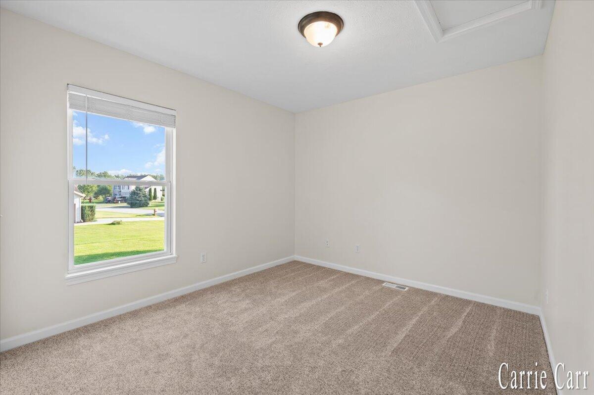 9764 Hessler Crossing Rockford MI 49341