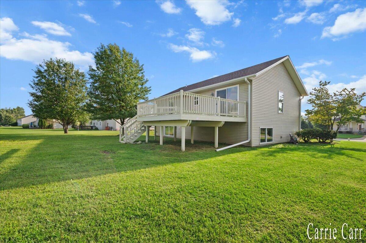 9764 Hessler Crossing Rockford MI 49341