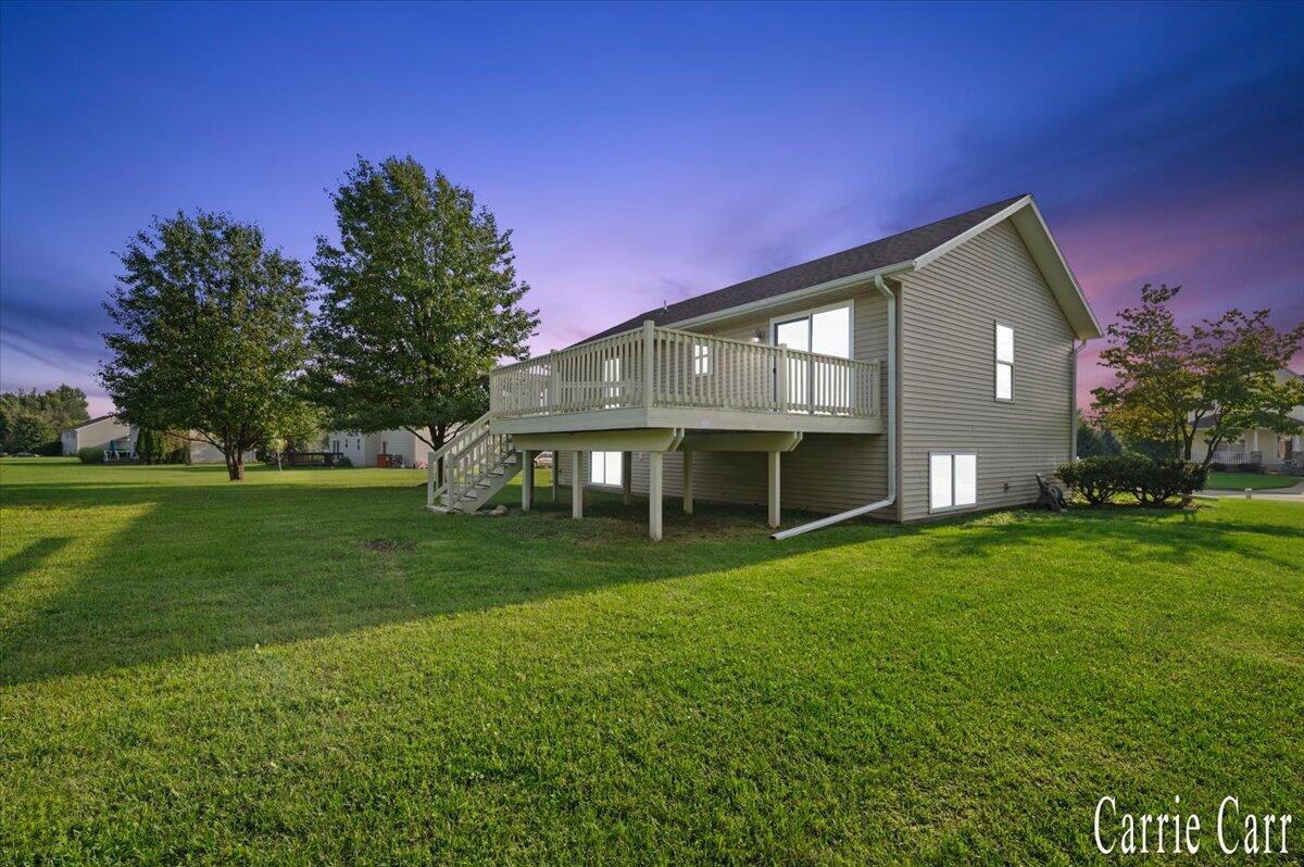 9764 Hessler Crossing Rockford MI 49341