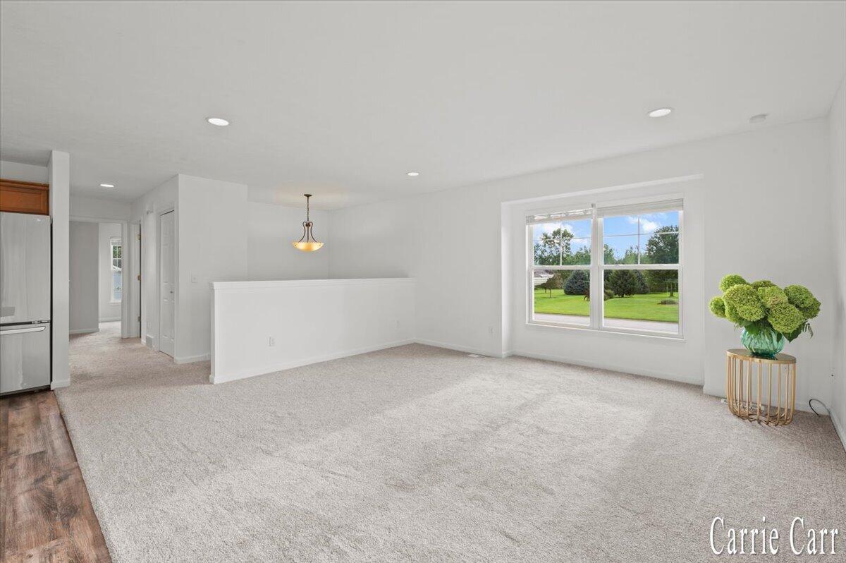 9764 Hessler Crossing Rockford MI 49341