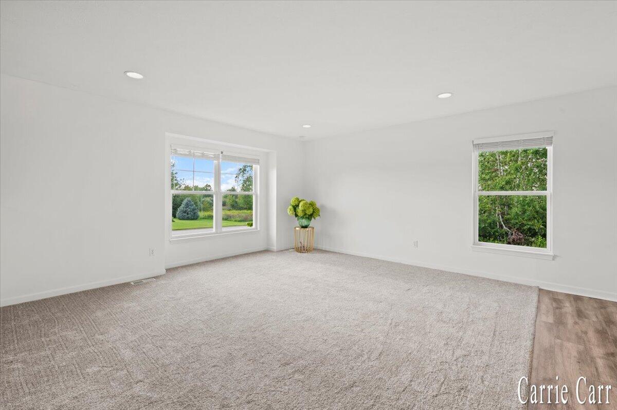 9764 Hessler Crossing Rockford MI 49341