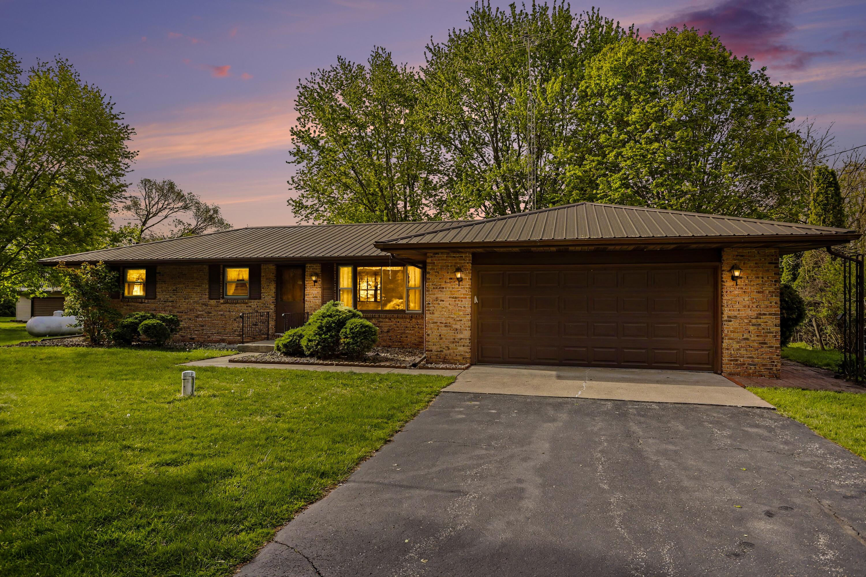 11621 M-216 Marcellus MI 49067