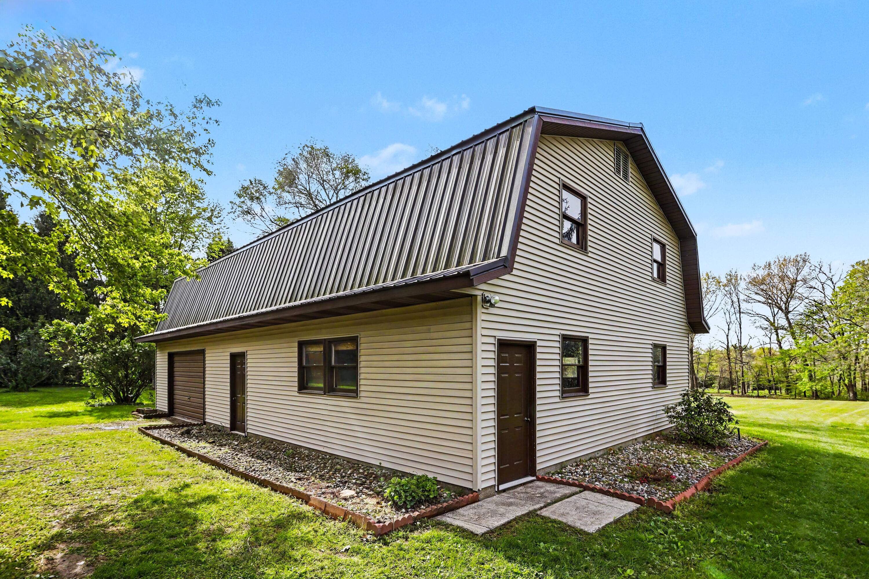11621 M-216 Marcellus MI 49067