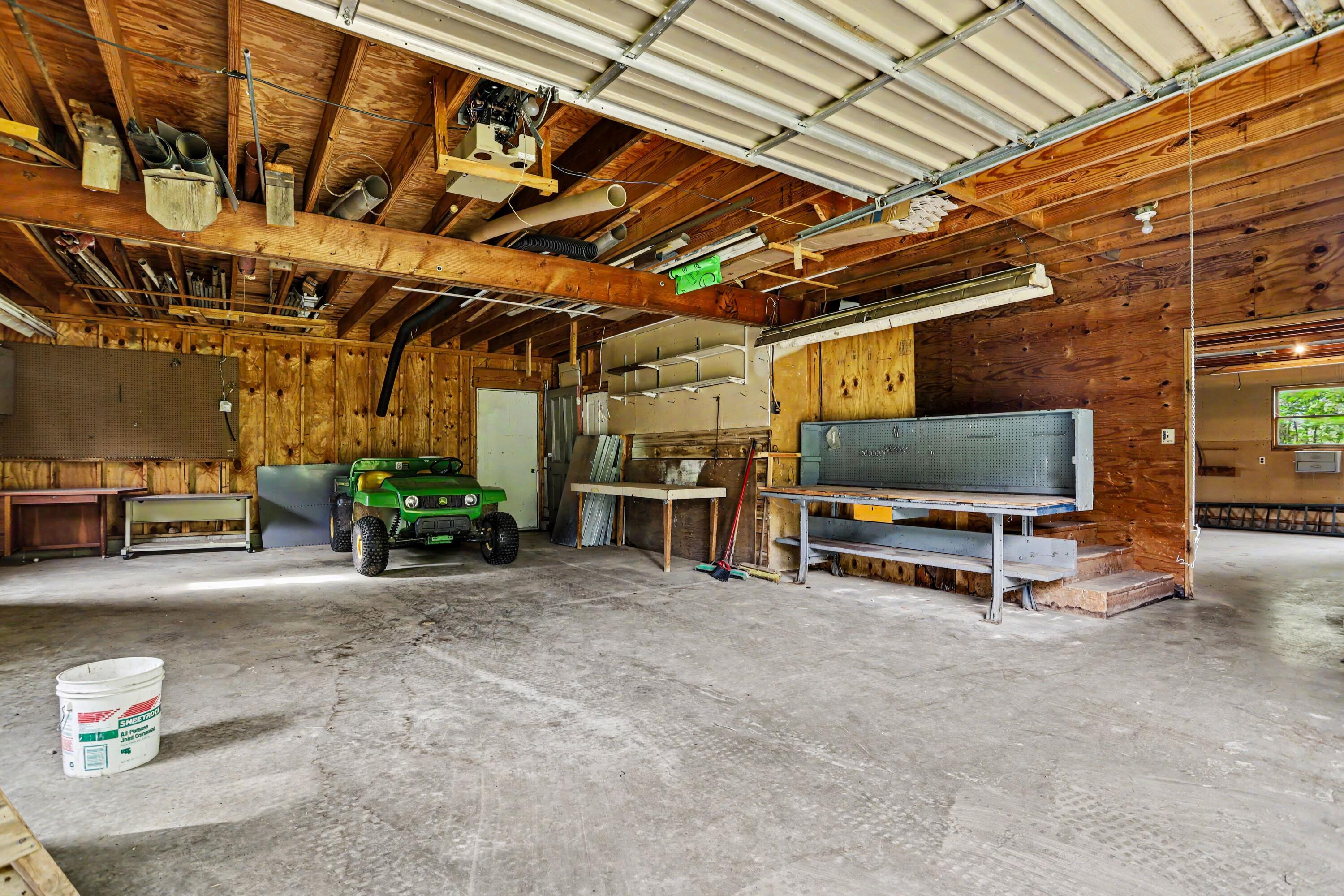11621 M-216 Marcellus MI 49067